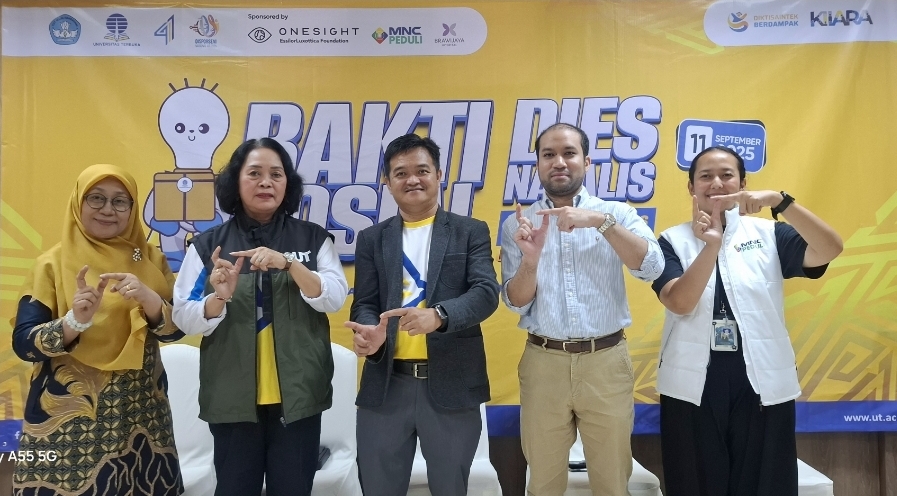 500 Siswa Dapat Manfaat Bakti Sosial Dies ke-41, Bukti UT Sebagai Kampus Berdampak