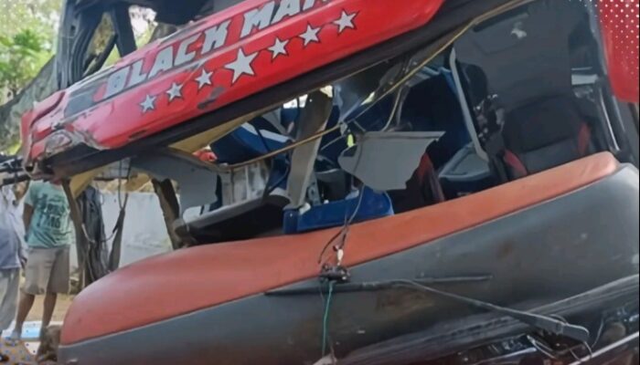 Bus Nakes Kecelakaan, 8 Meninggal, 23 Ambulans Dikerahkan