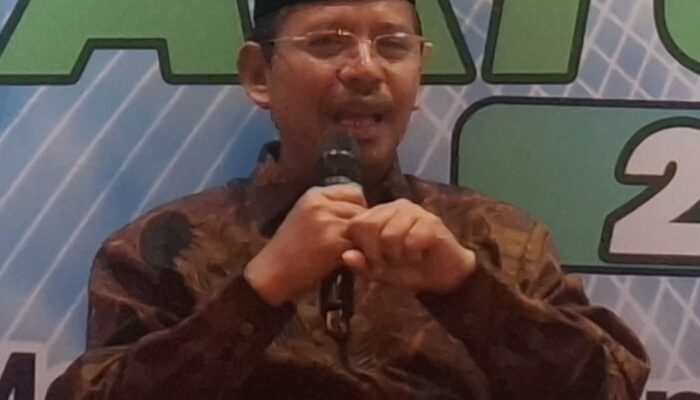 Pesantren Jadi Pusat Transformasi, Hari Santri 2025 Angkat Peran Strategis Santri