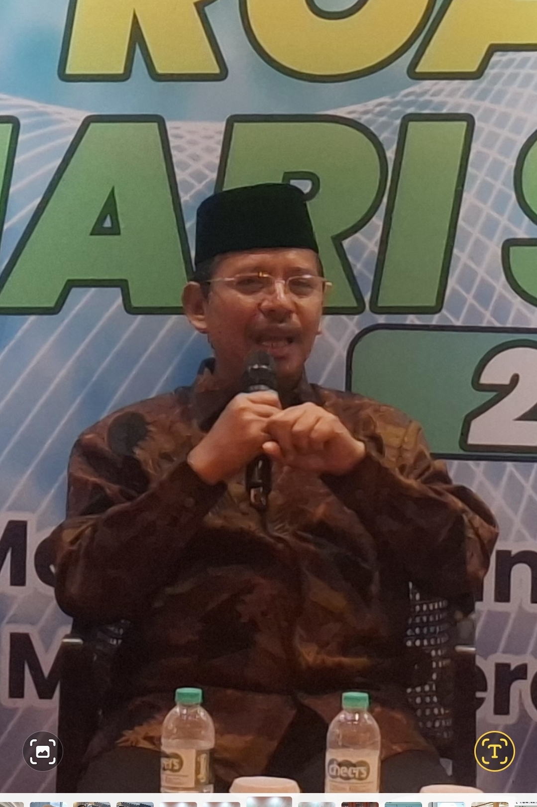 Pesantren Jadi Pusat Transformasi, Hari Santri 2025 Angkat Peran Strategis Santri