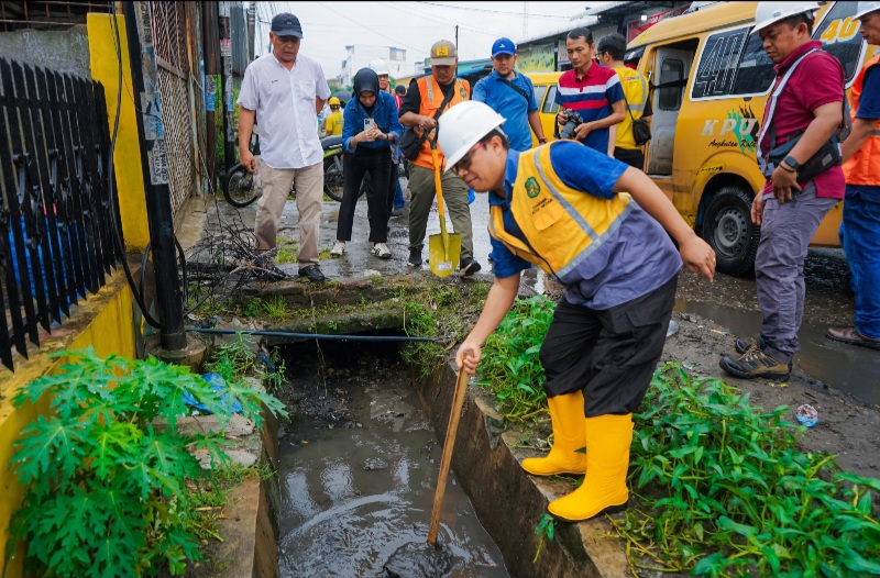 Peringati World Cleanup Day Pemko Medan Gelar Gotong Royong Massal Dan Normalisasi Drainase