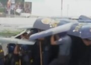 Demo Anti Korupsi Di Filipina Ricuh, Puluhan Ribu Demonstran Dan Polisi Bentrok