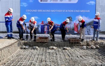 PT Perusahaan Gas Negara Tbk (PGN), melalui Anak Perusahaannya PT Gagas Energi Indonesia (PGN Gagas), resmi memulai pembangunan Mother Station (MS) Compressed Natural Gas (CNG) pertama di Kota Medan pada Jumat, (19/9/2025).