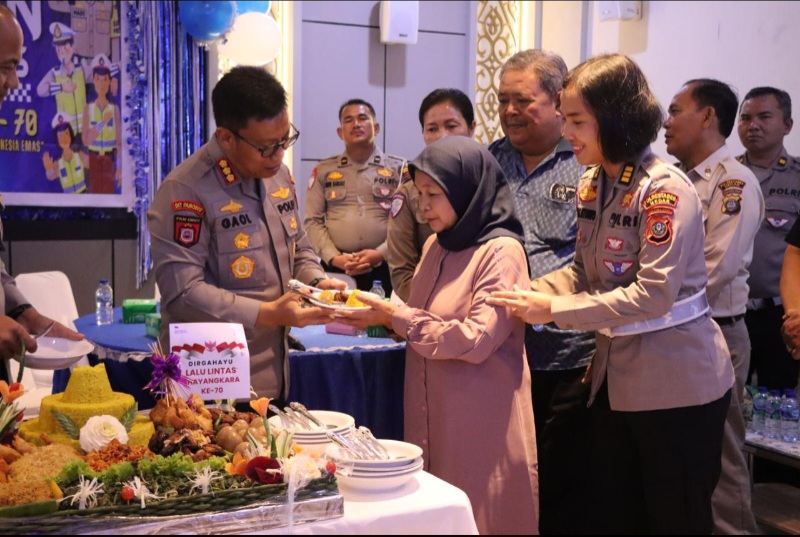 Plt Kapolrestabes Medan Minta Polantas Kedepankan Pelayanan Prima Dan Humanis