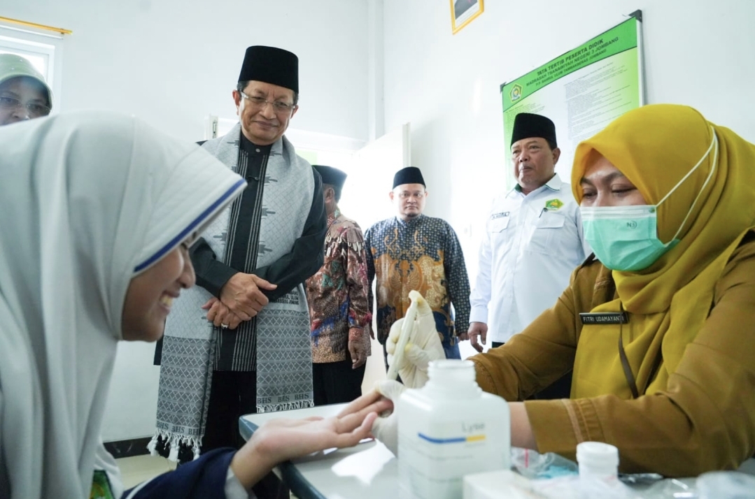 Peringatan Hari Santri 2025 di Tebuireng Jombang, Menag Tegaskan Rencana Penguatan Kelembagaan Pesantren