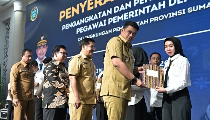 Serahkan SK 591 PPPK Pemprov Sumut, Bobby Nasution: Layani Rakyat Sebaik-baiknya