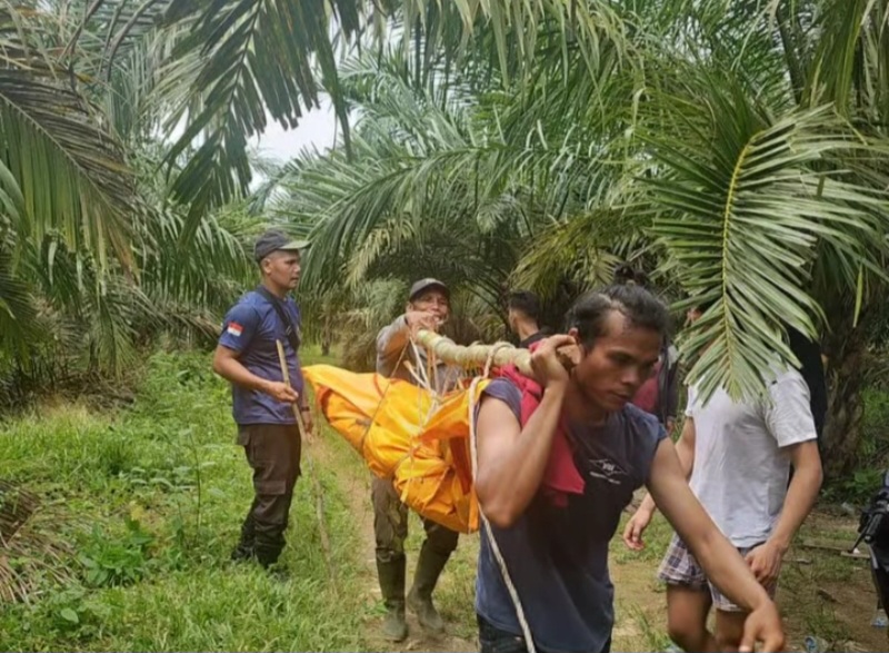 Mayat Pria Ditemukan Terapung Di Sungai Tongguran Simalungun