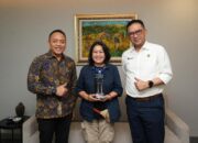 Srikandi PalmCo Raih Juara Pertama Lomba Puisi Nasional Balai Pustaka