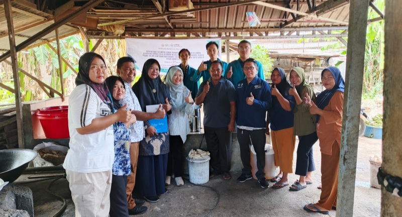 Revitalisasi Produksi Keripik Pisang, DPPM Dan LPPM Unimed Dorong UMKM Desa Beringin Naik Kelas