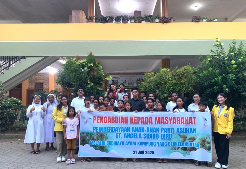 Pemberdayaan Anak Panti Asuhan St. Angela Deli Tua Melalui Budidaya Ayam Kampung Berkelanjutan