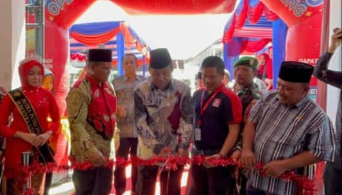 Alfamidi Resmikan Teaching Factory Alfamidi Class Di SMKN 1 Padang Sidempuan