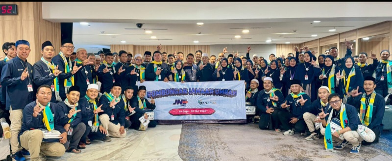 JNE Berangkatkan 1.643 Karyawan Ibadah Umrah