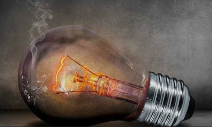 Gangguan Listrik Rusak Alat Elektronik RT