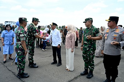 Kunker Ke Lanud Soewondo,Wagub Sumut Surya Sambut Kedatangan KASAU Marsekal TNI M Tonny Harjono