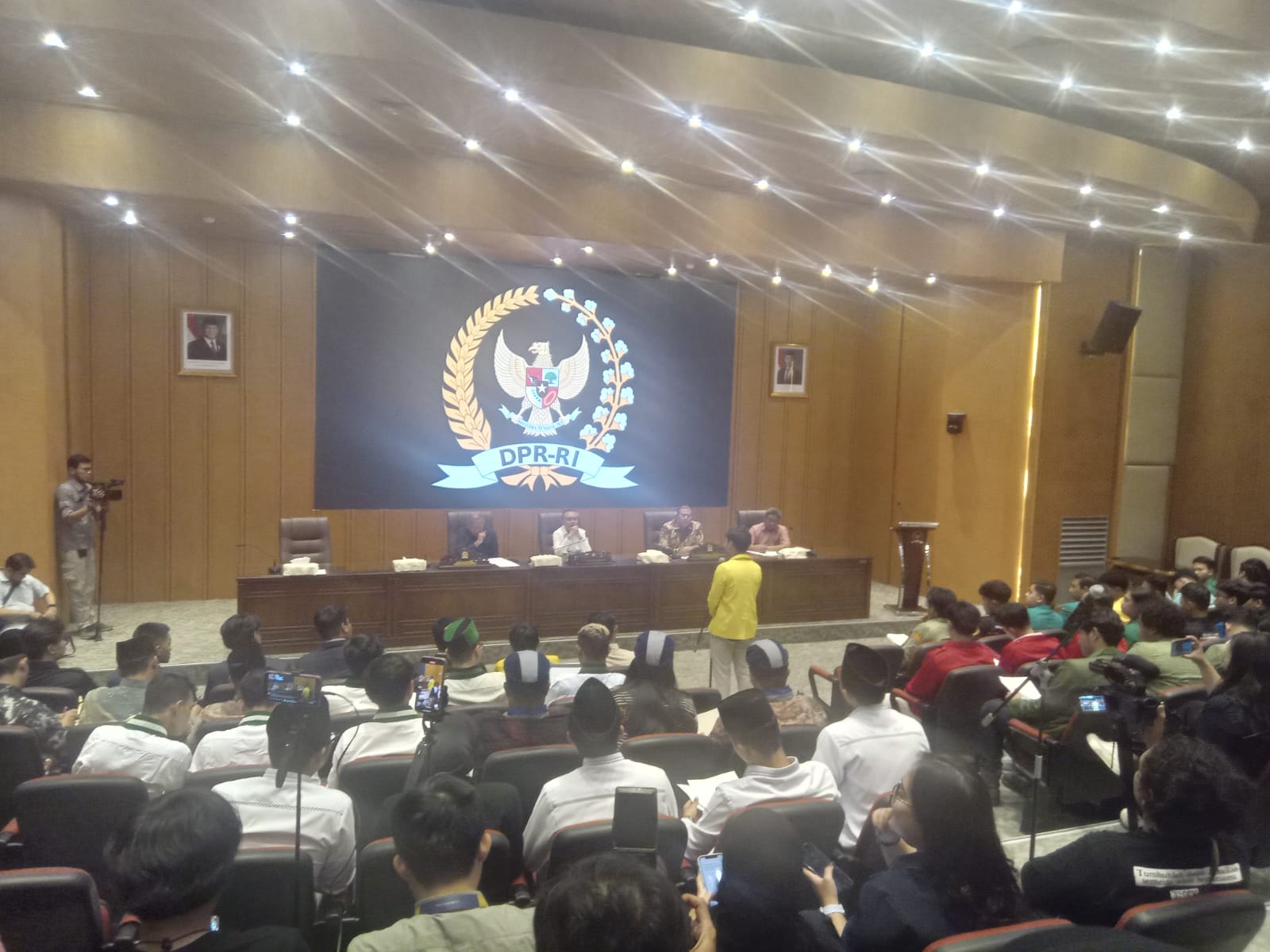 Terima Perwakilan Organisasi Kemahasiswaan, Pimpinan DPR Dialog Dan Dengarkan Aspirasi