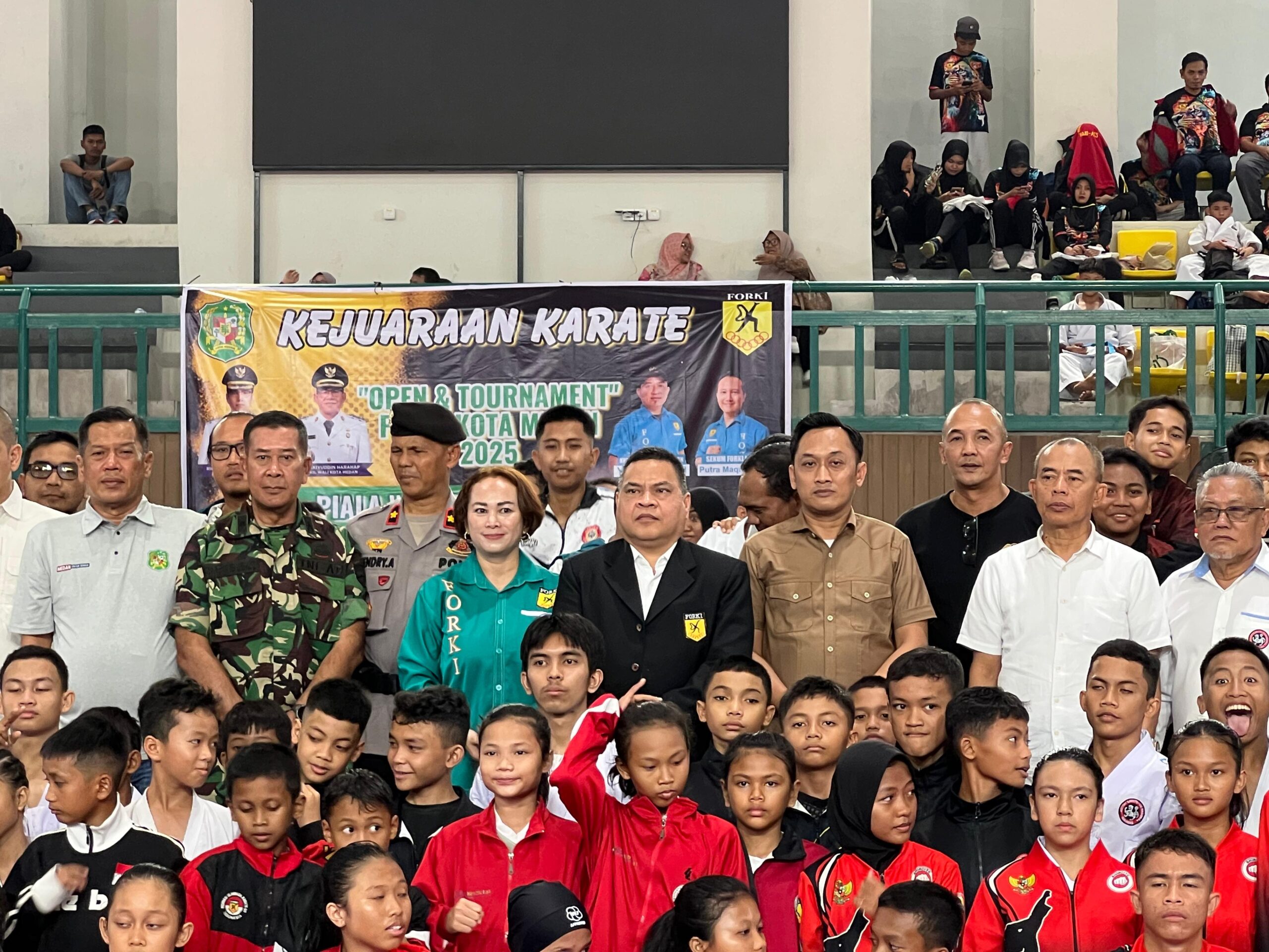 Aswindy Ajak Karateka Unjuk Prestasi Di Piala Wali Kota Medan