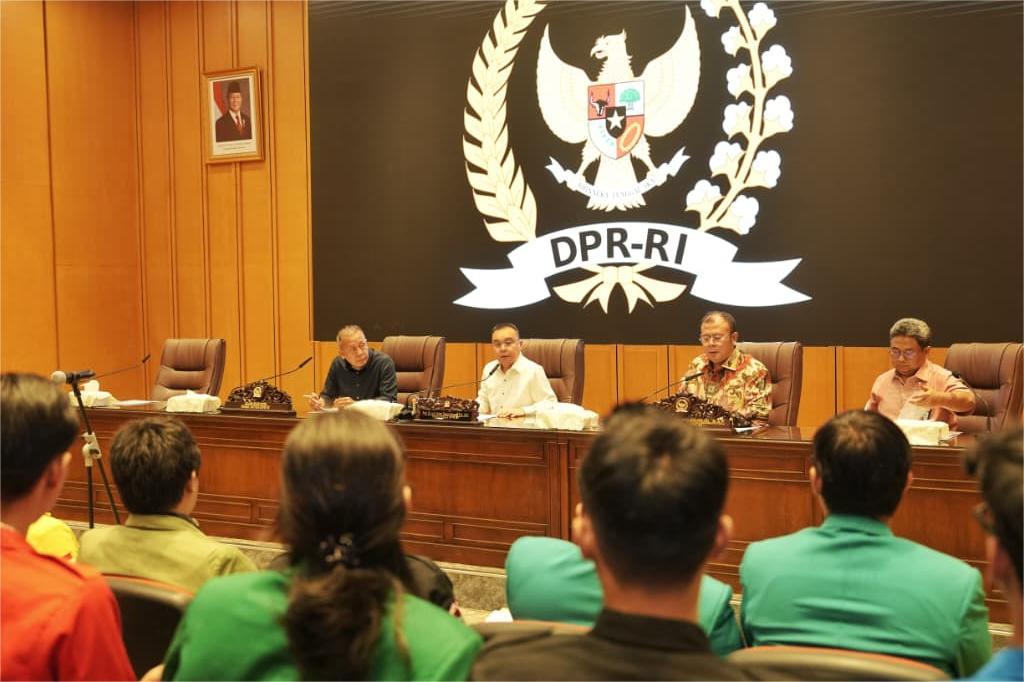 DPR Sampaikan Permohonan Maaf, Janjikan Reformasi Dan Evaluasi Menyeluruh