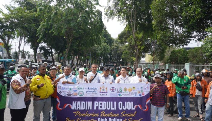 Kadin Sumut Peduli Ojol, Salurkan Bantuan Beras