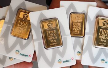 Harga emas PT Aneka Tambang Tbk (Antam) pada hari Rabu, 10 September 2025 untuk ukuran satu dibanderol di harga Rp2.074.000 per gram.
