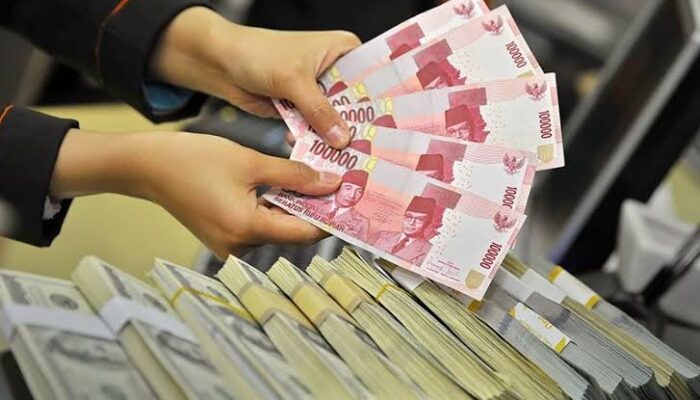 Rupiah Berbalik Menguat, IHSG Bertahan Di Zona Hijau