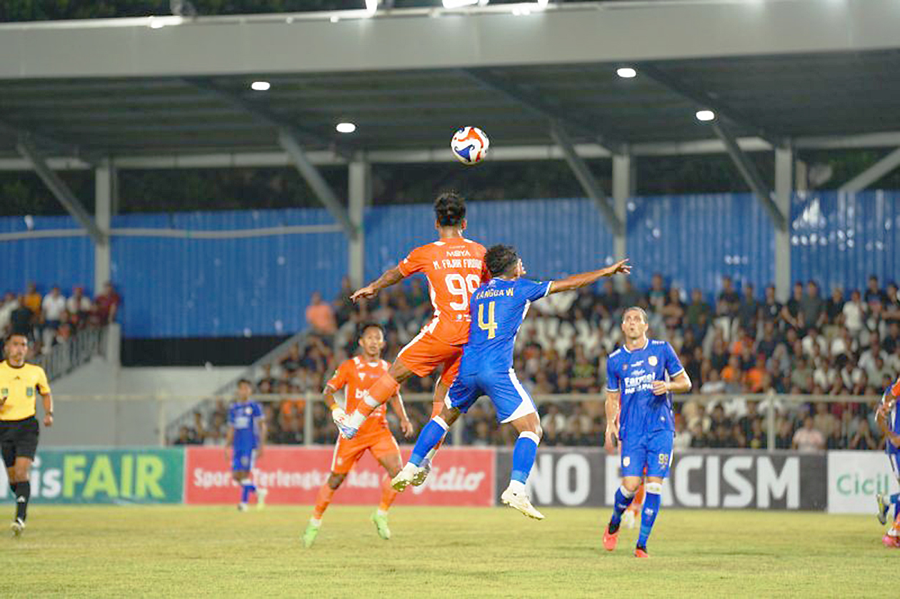 Persiraja Tumbang 2-3, Adhyaksa FC Raih Tripoin