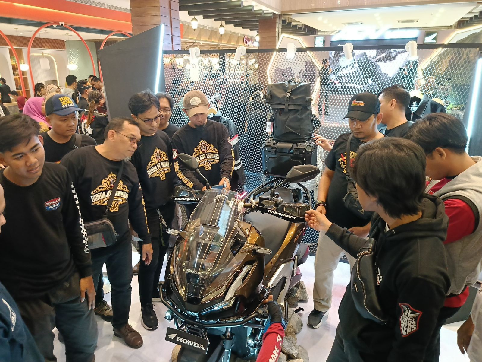Bikers Sambut Antusias New Honda ADV160