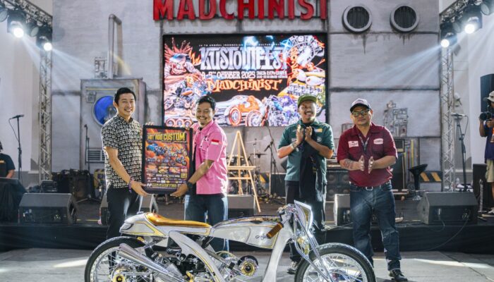 Honda Stylo 160 Antar Modifikator Indonesia Ke Jepang
