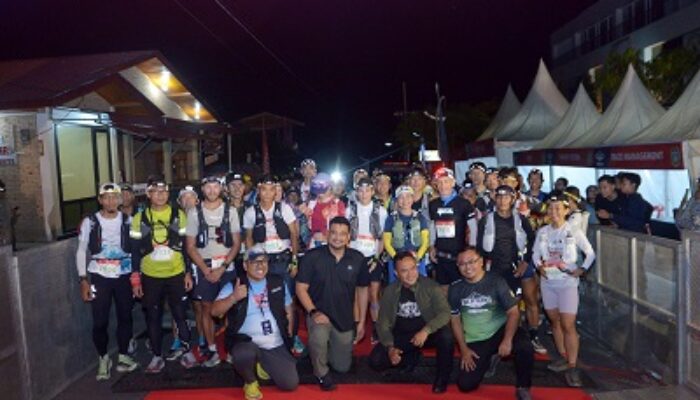 Gubsu Lepas Peserta Trail of The Kings, Seribuan Pelari Melintas Panorama Danau Toba