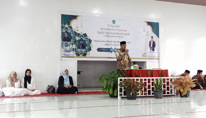 SMA Negeri 4 Langsa Gelar Peringatan Maulid Nabi Muhammad SAW dan Santunan Anak Yatim