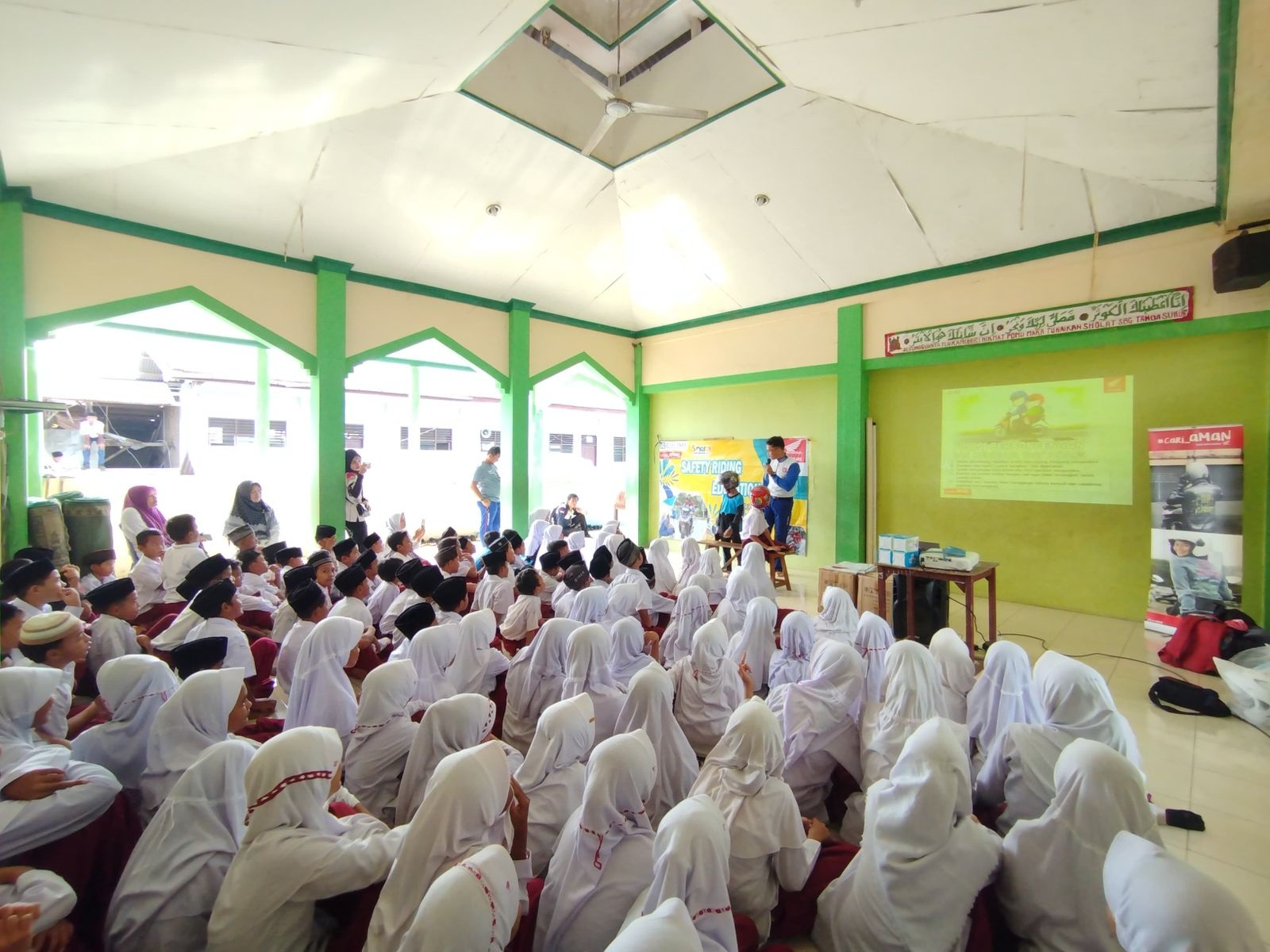 Honda Edukasi Pelajar Pematang Bandar, Wujudkan Generasi #Cari_Aman Sejak Dini