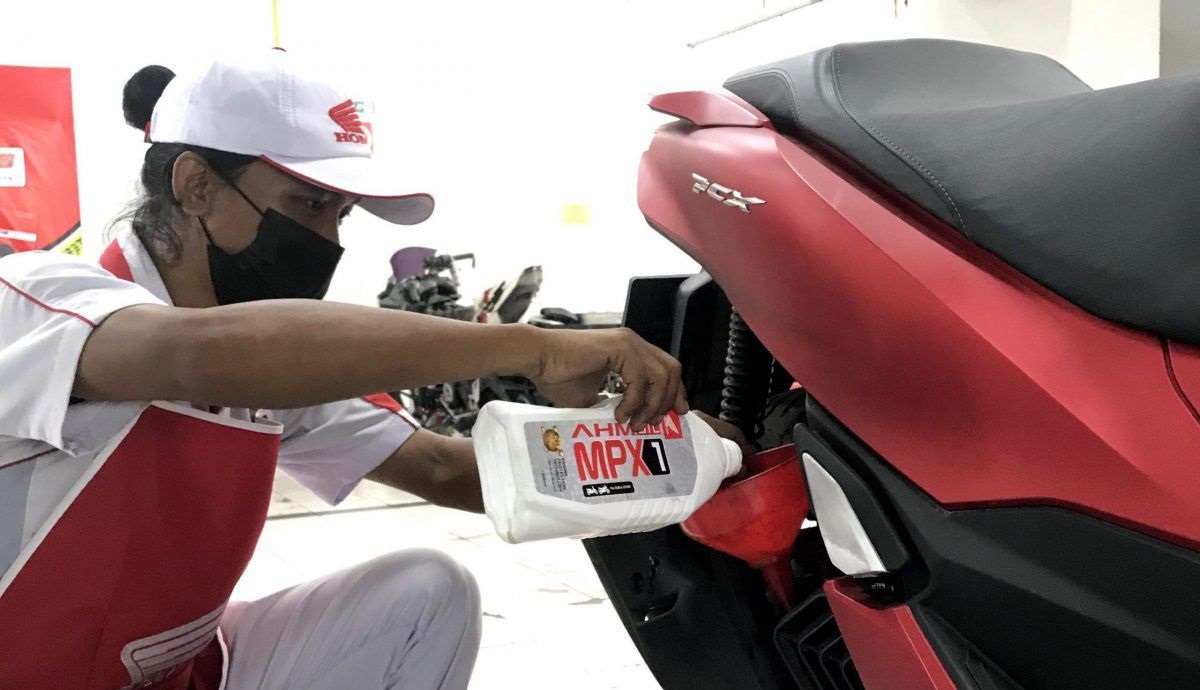 GASPOL10K, AHASS Hadirkan Diskon Ganti Oli Driver Ojol