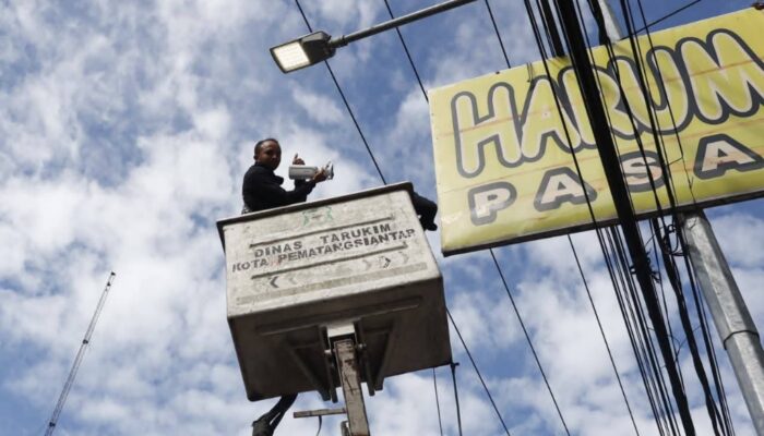 CCTV Awasi Relokasi Pedagang Pasar Horas