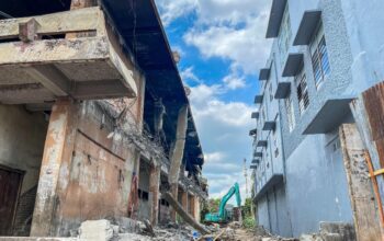 Gedung IV Pasar Horas Pematangsiantar Mulai Dirobohkan