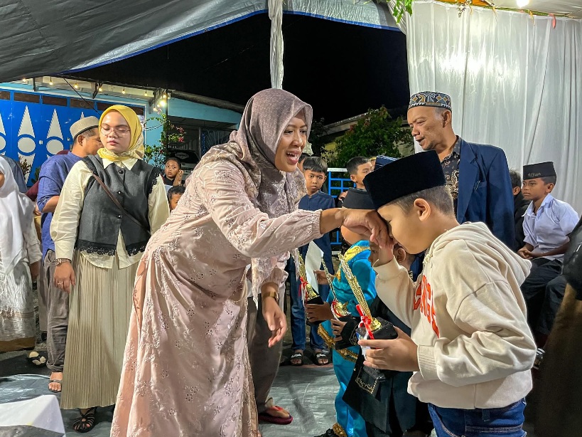 Herlina Hadiri Maulid Nabi Di Masjid Al Ikhlas, Ajak Teladani Akhlak Rasulullah