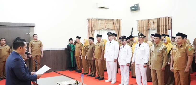 53 Pejabat Administrator Dan Pengawas Dilantik Bupati Padanglawas