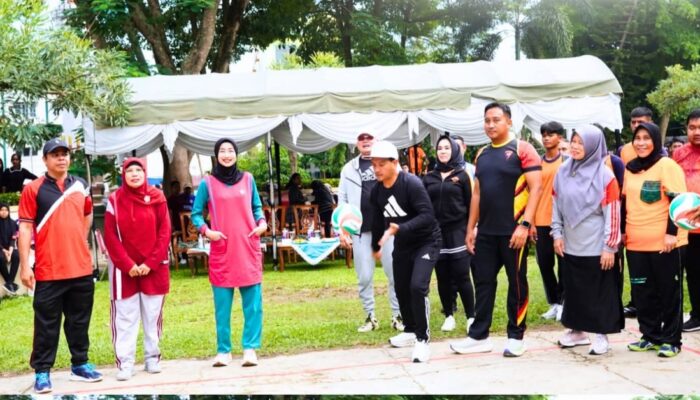 Wali Kota Tebingtinggi Buka Kejuaraan Voli Antarpelajar 2025