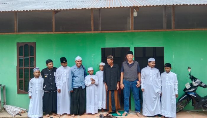 Febrian Keren Ucapkan Syahadat Dan Belajar Ilmu Agama Islam Di Pesantren Hasbullah Shofa Marwah