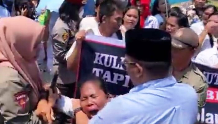 Tangis Nakes Tapteng Pecah di DPRD: 8 Bulan Dirumahkan Tanpa Kepastian