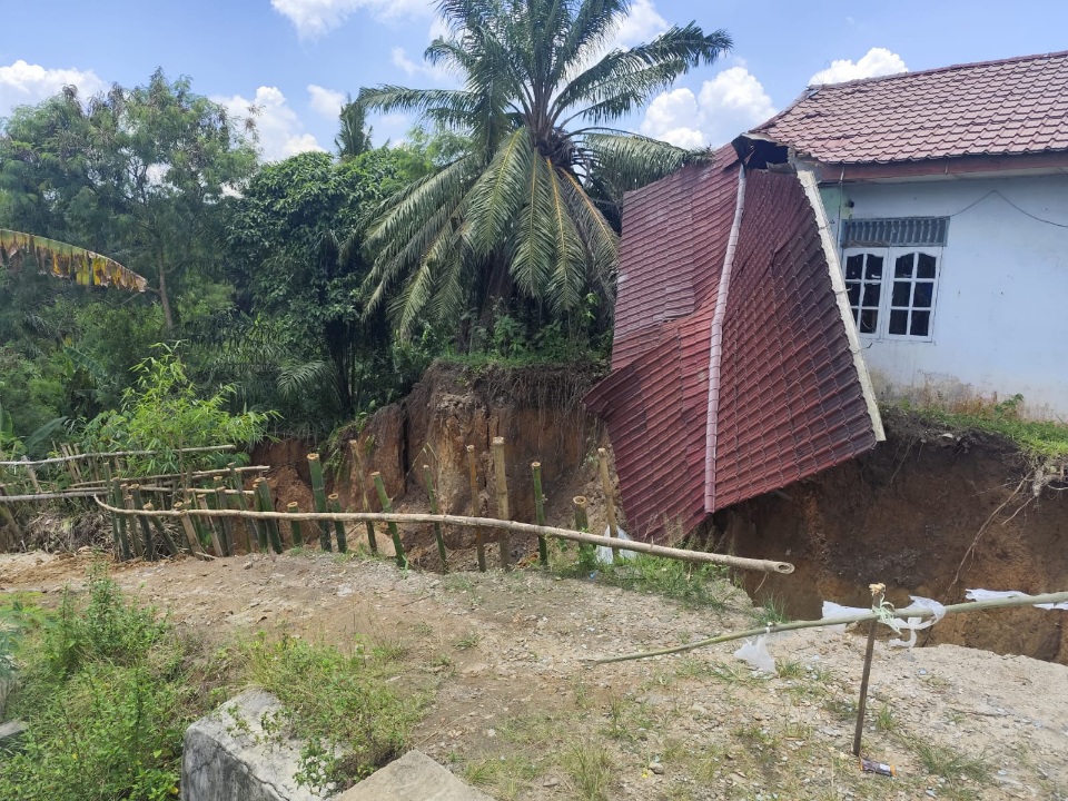 Longsor Di Perumahan Limapuluh Batubara, Semakin Parah