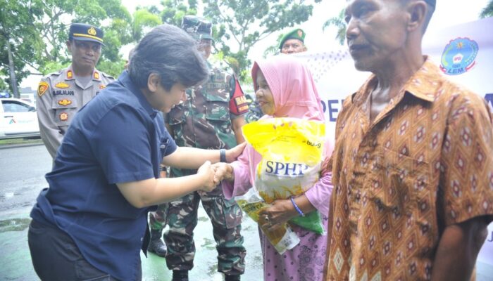 INALUM Bersinergi Dengan TNI Dan Polri Gelar Program Sembako Murah Bagi Warga Sekitar Perusahaan