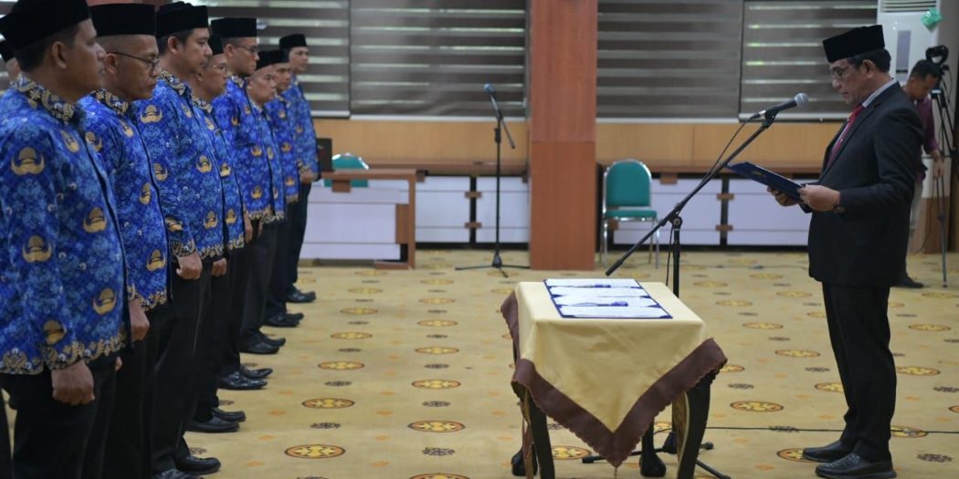 Ikuti SOTK Baru, 610 Pejabat Administrator Dan Pengawas Pemerintah Aceh Dikukuhkan