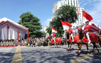 Upacara Peringatan HUT Ke-80 TNI Khidmat