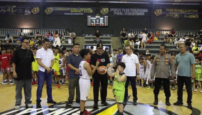 Kadispora Kota Binjai Resmi Membuka Tournament Halilintar Cup 2025