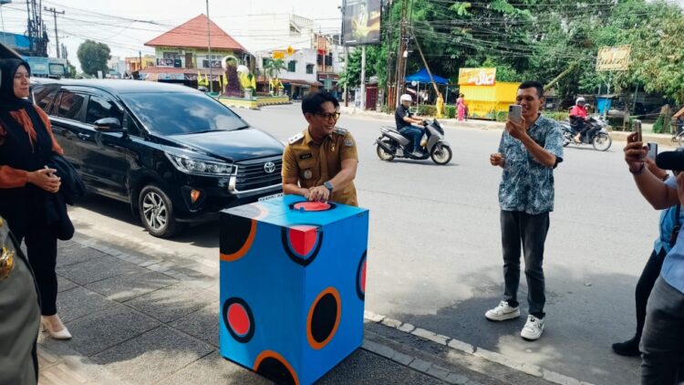 Wali Kota Binjai Luncurkan 225 Tong Sampah Baru Dari CSR Bank Sumut