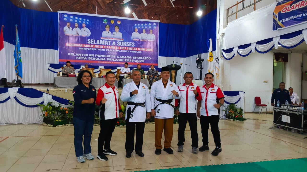 Wali Kota Buka Kejuaraan Karate Antar Pelajar Dan Pengukuhan Pengurus Shokaido Sibolga