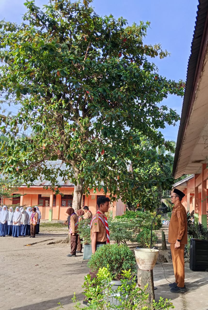 Wali Kota Subulussalam Sidak SMPN 1 Penanggalan