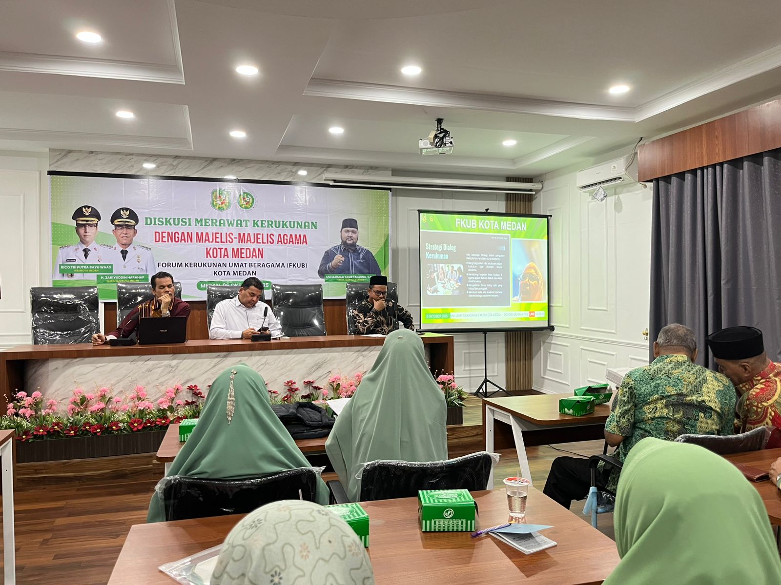 Diskusi DKUB Kota Medan, Rektor UIN Sumut Beri Penguatan Terhadap Literasi Kerukunan Di Dunia Kampus