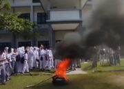 Siswa SMKN 3 Sibolga Bakar Ban, Tuntut Transparansi Dana BOS