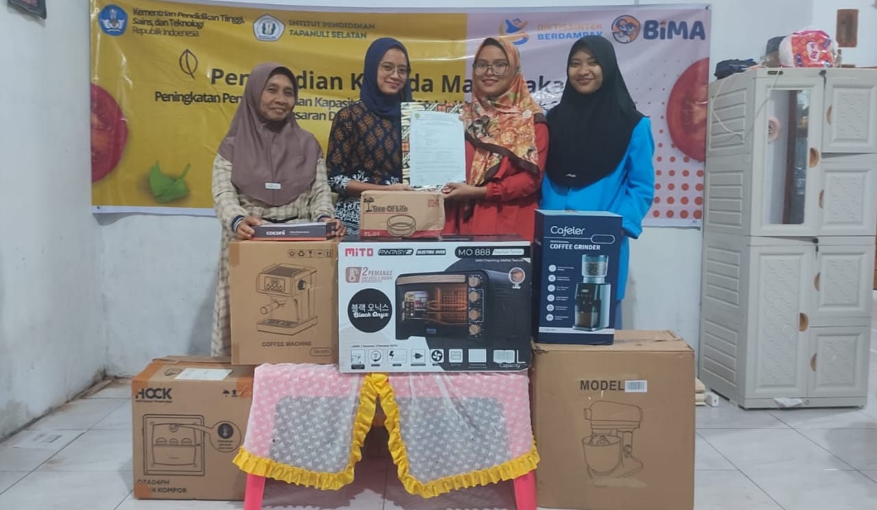 Dosen IPTS Edukasi Pelaku Usaha Mikro Tapsel Tingkatkan Produksi