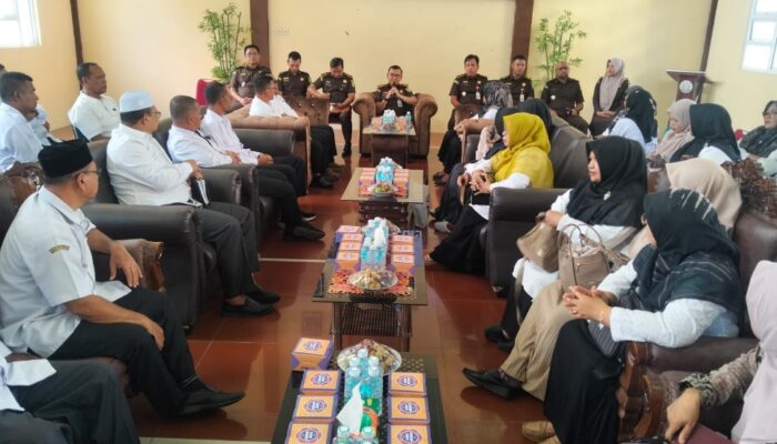 Kejari Abdya Kawal Proyek Swakelola, Para Kepala Sekolah Lega